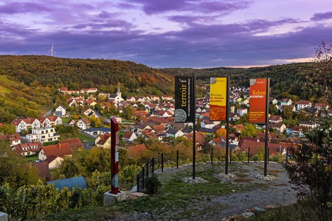 Genussregion Direkt Vor Der Haust R An Der Fr Nkischen Saale Von Bad