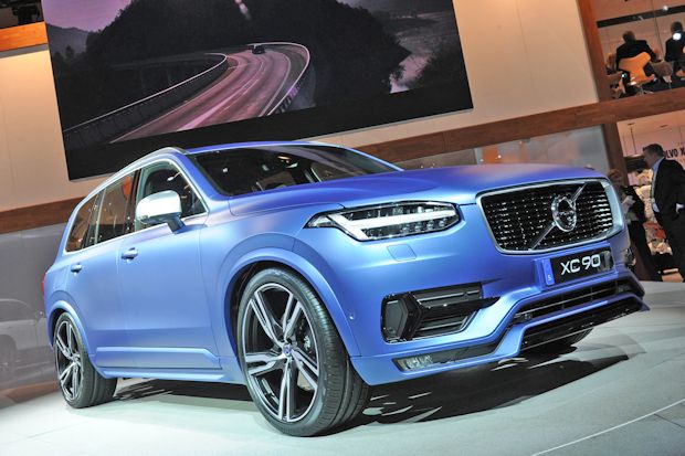 Besonders sportlich präsentiert sich in Detroit der Volvo XC90 R-Design.